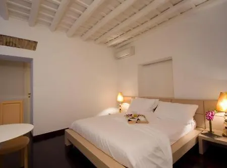 Kame Hall Bed & Breakfast Roma